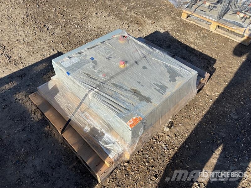  400A Panel Board - 120/208V -  MCB مكونات أخرى
