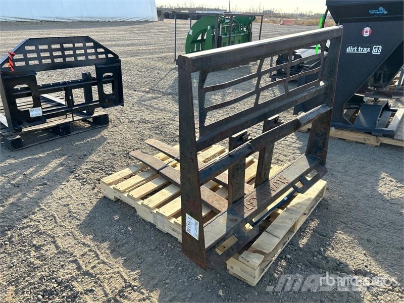41 in Skid Steer Forks Fourche