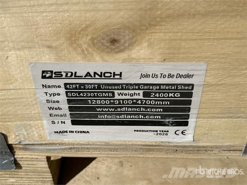 42 ft x 30 ft Triple Garage Metal Shed (Unused) Stahlrahmenaufbauten