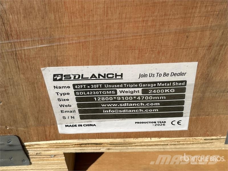  42 ft x 30 ft Triple Garage Metal Shed (Unused) Stahlrahmenaufbauten