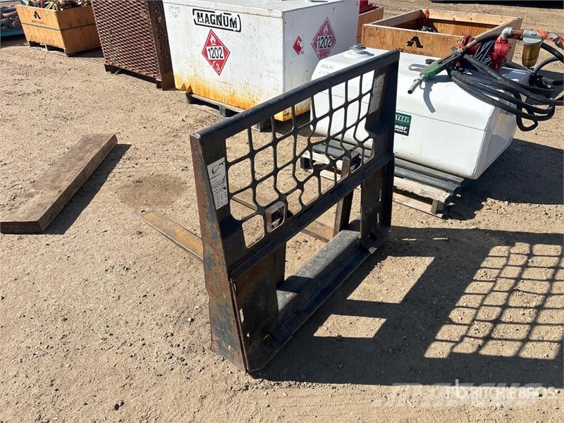42 in Skid Steer Forks Vilice