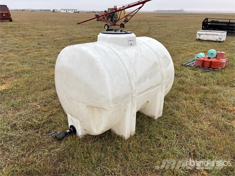  435 gal Water Tank صهاريج الوقود والصهاريج الإضافية