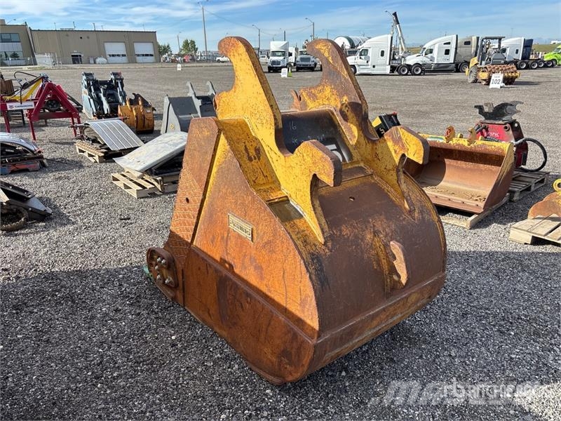 45 in Digging Excavator Bucket - Fits 3 Kanalak