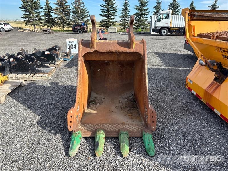 45 in Digging Excavator Bucket - Fits 3 Kanalak