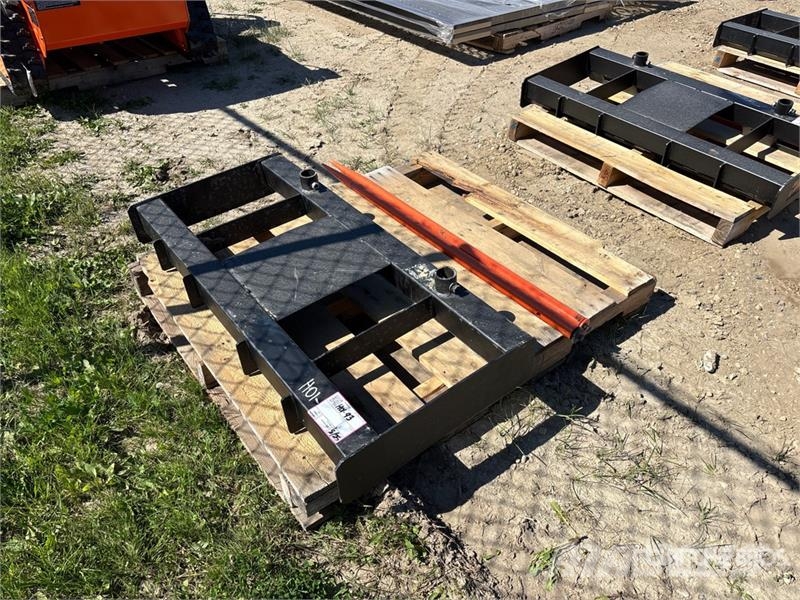 45 in Skid Steer Bale Spear (Unused) Drugi deli