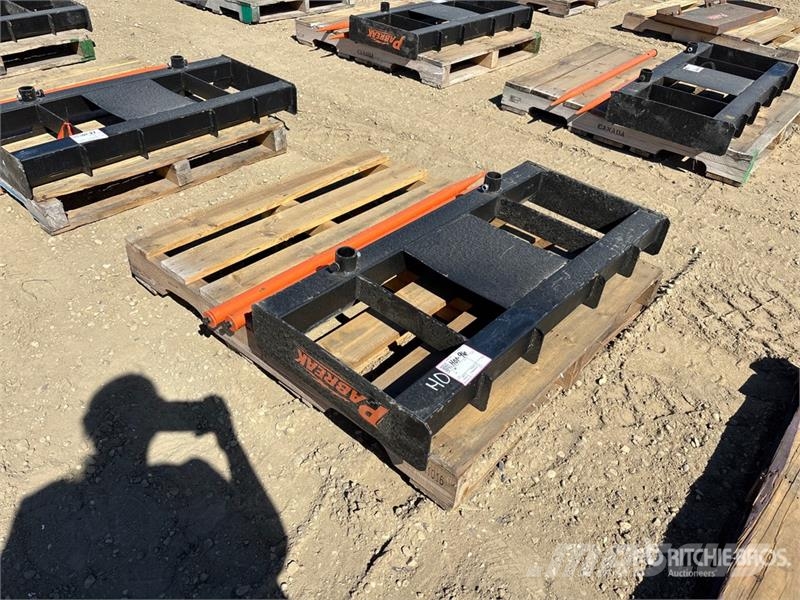 45 in Skid Steer Bale Spear (Unused) Drugi deli