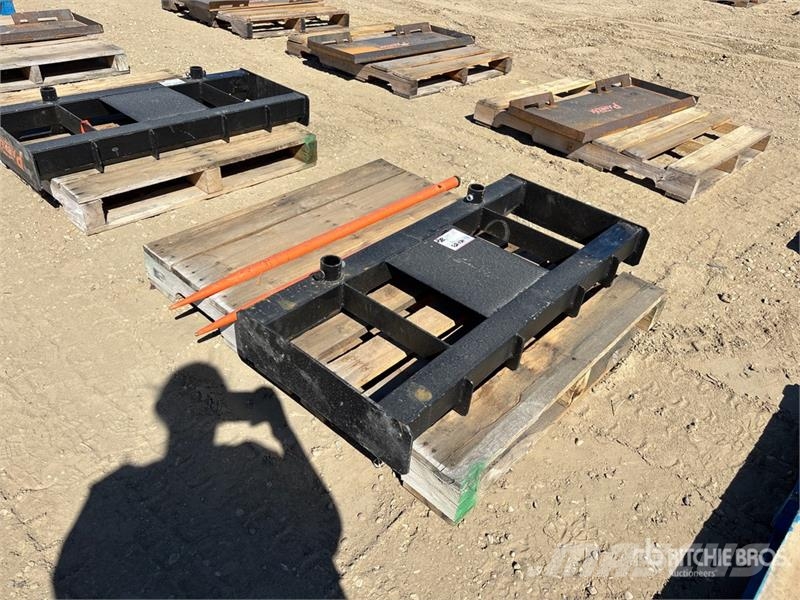 45 in Skid Steer Bale Spear (Unused) Drugi deli