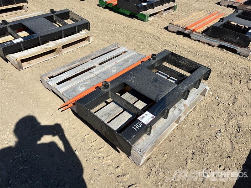 45 in Skid Steer Bale Spear (Unused) Drugi deli