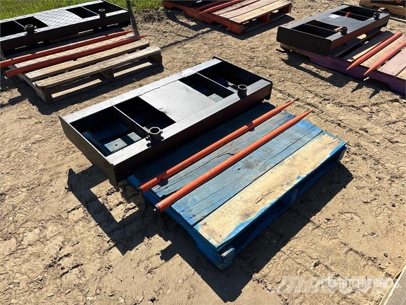  45 in Skid Steer Bale Spear (Unused) Drugi deli