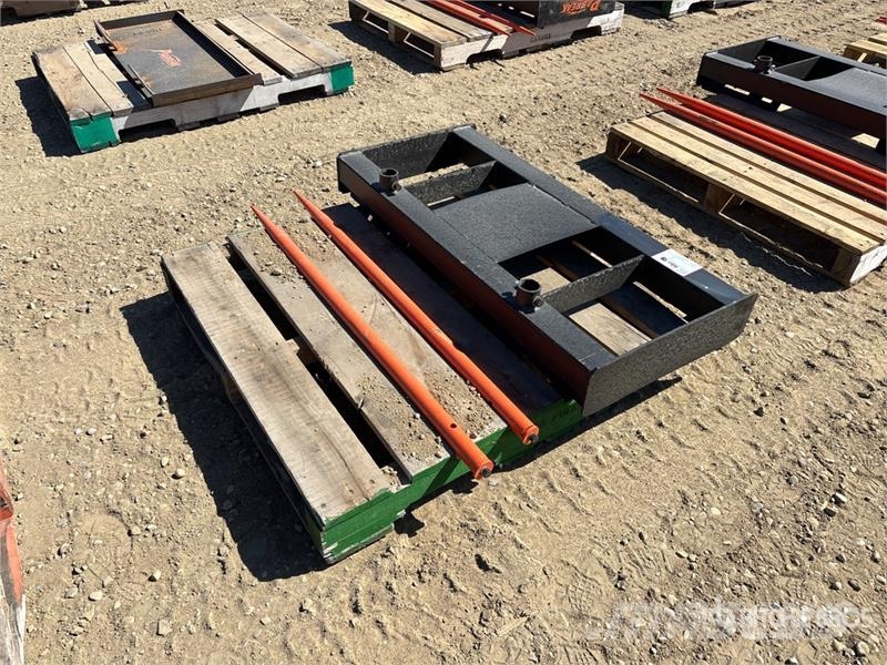 45 in Skid Steer Bale Spear (Unused) Drugi deli