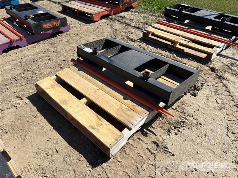 45 in Skid Steer Bale Spear (Unused) Drugi deli