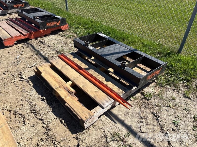 45 in Skid Steer Bale Spear (Unused) Drugi deli