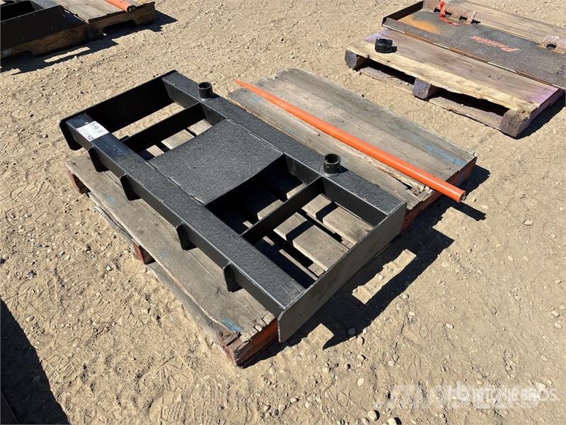 45 in Skid Steer Bale Spear (Unused) Drugi deli