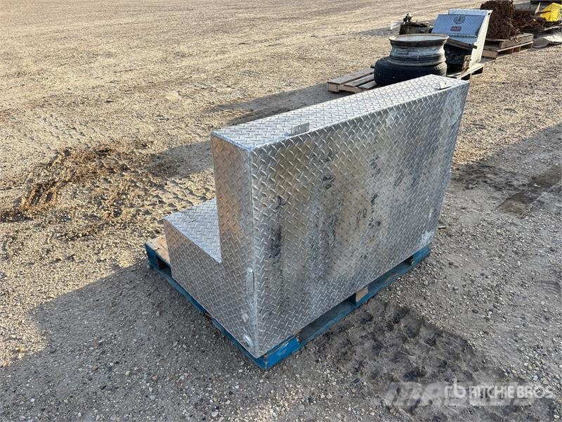 450 L Aluminum Fuel Tank Kraftstoff- und Zusatzstoffbehälter
