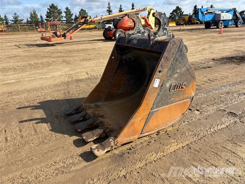  46 in Digging Excavator Bucket - Fits XCMG XE250U Godet