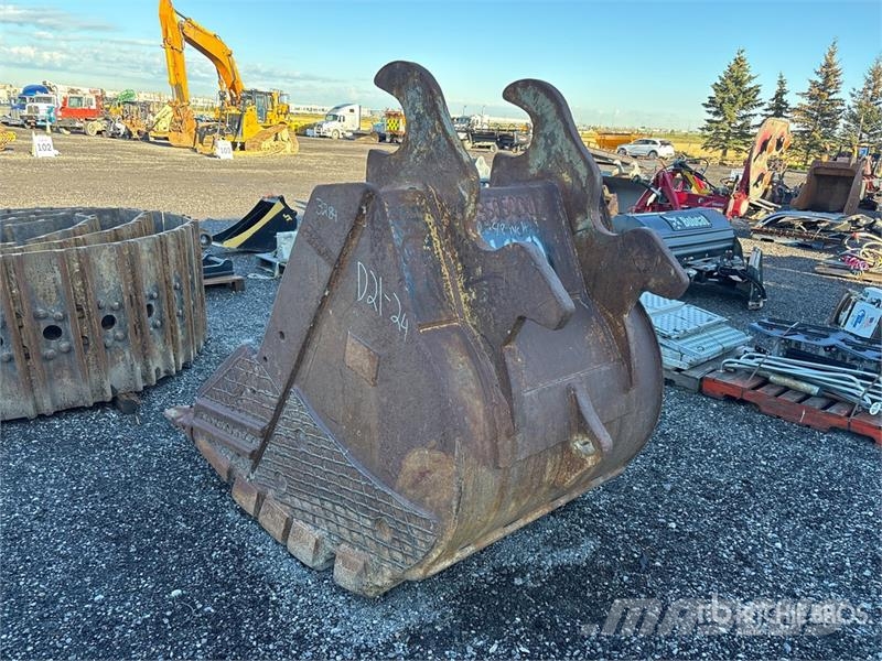 48 in Digging Excavator Bucket - Fits 400 Series 挖斗