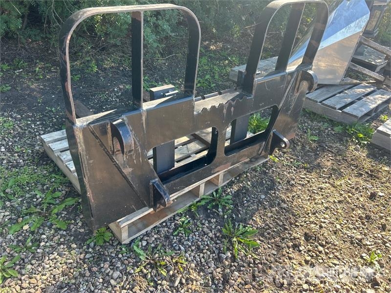 48 in Pallet Fork Sonstige Landmaschinen