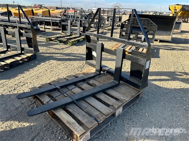 48 in Skid Steer Forks Fourche