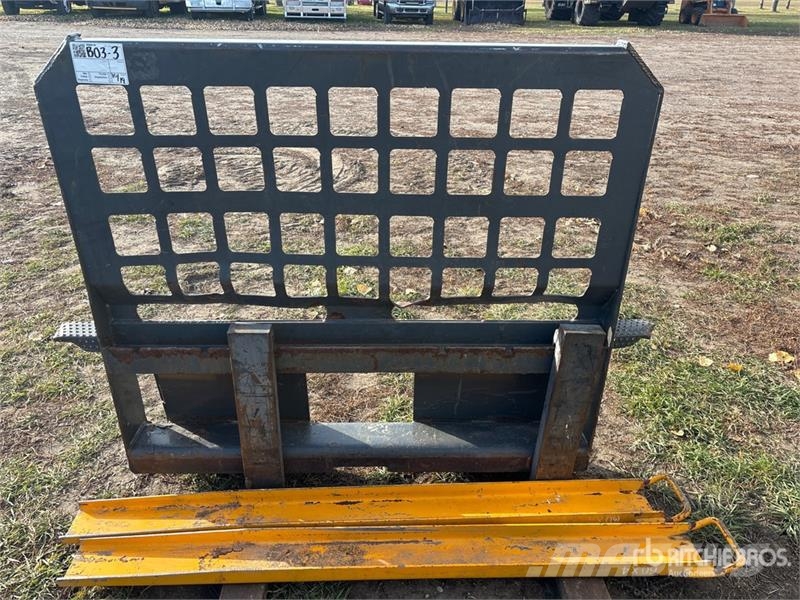 48 in Skid Steer Forks Вили