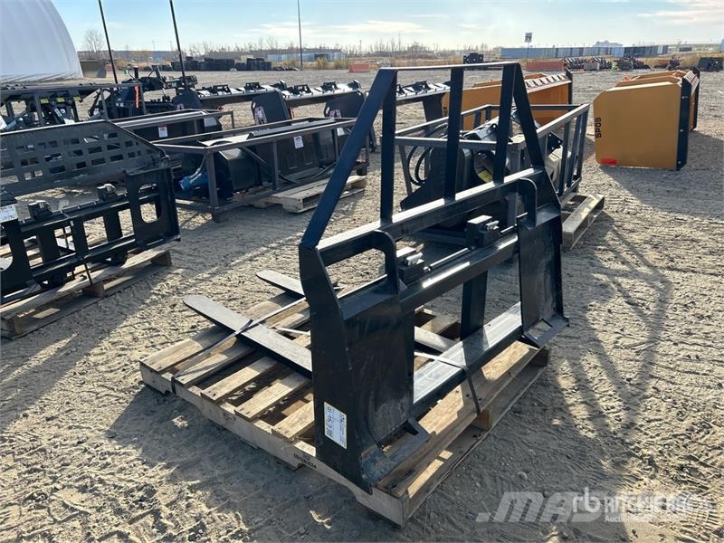 48 in Skid Steer Forks Fourche
