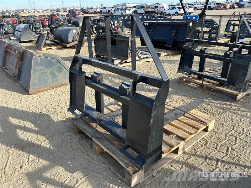 48 in Skid Steer Forks Fourche