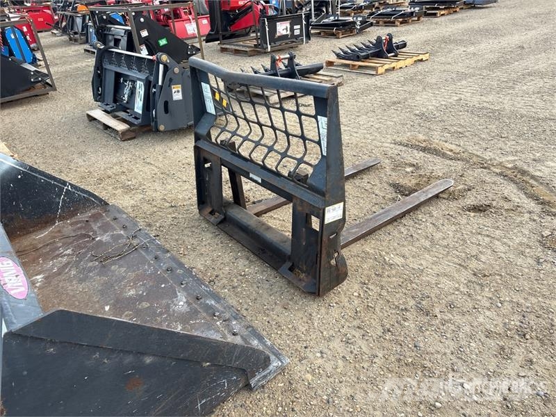 48 in Skid Steer Forks Vilice