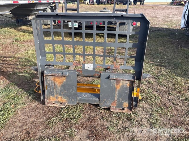 48 in Skid Steer Forks Вили