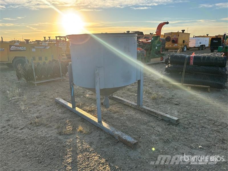48 in x 50 in Aggregate Hopper Bouw - Overige