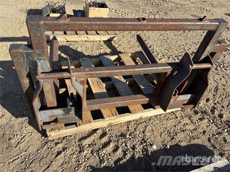 49 in Bale Forks ملحقات أخرى للجرارات