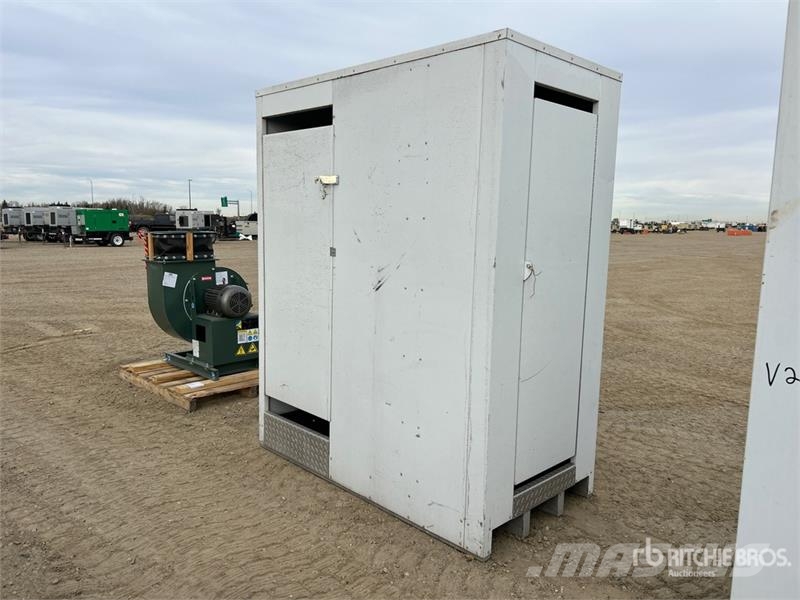 5 ft 6 in x 3 ft Portable Toilet Andre komponenter