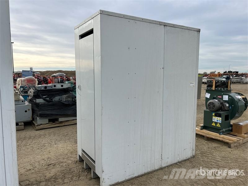 5 ft 6 in x 3 ft Portable Toilet Andre komponenter