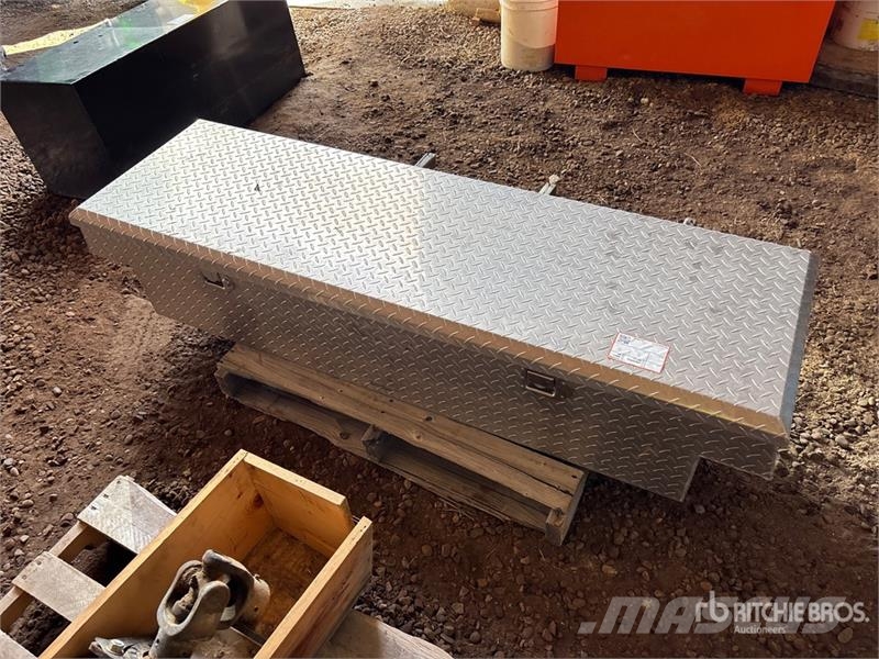  5 ft Aluminum Tool Box Gradbeništvo - drugo