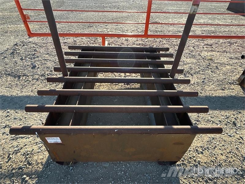  5 ft Steel Livestock Gate ماكينات وملحقات مواش أخرى