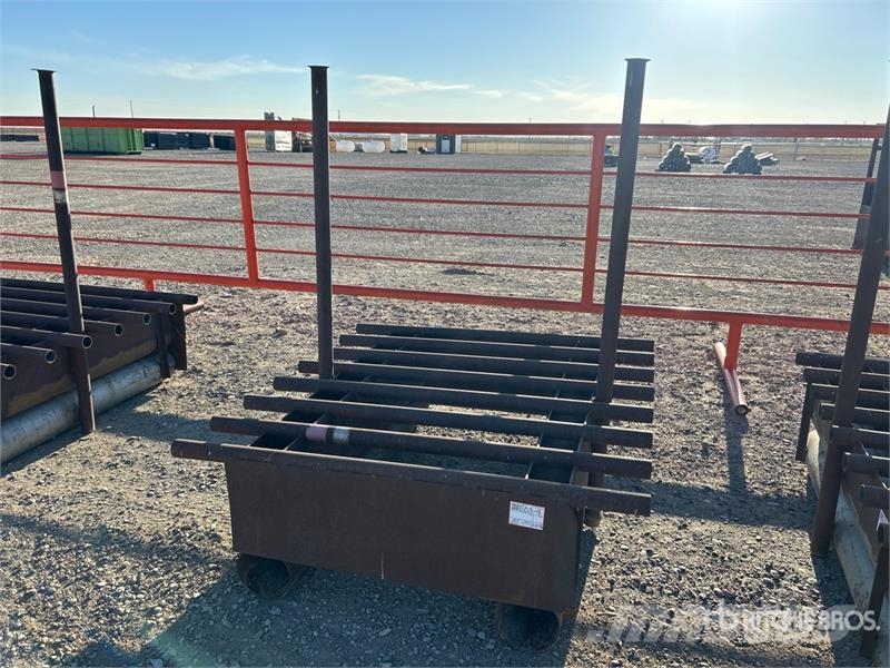  5 ft Steel Livestock Gate ماكينات وملحقات مواش أخرى