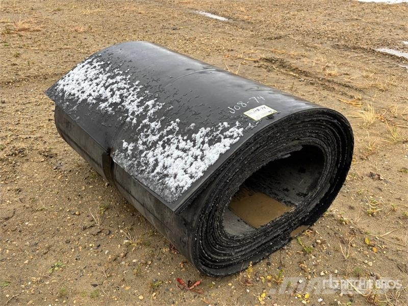 50 ft of 52 in x 1 in Rubber Matting (Unused) Bouw - Overige