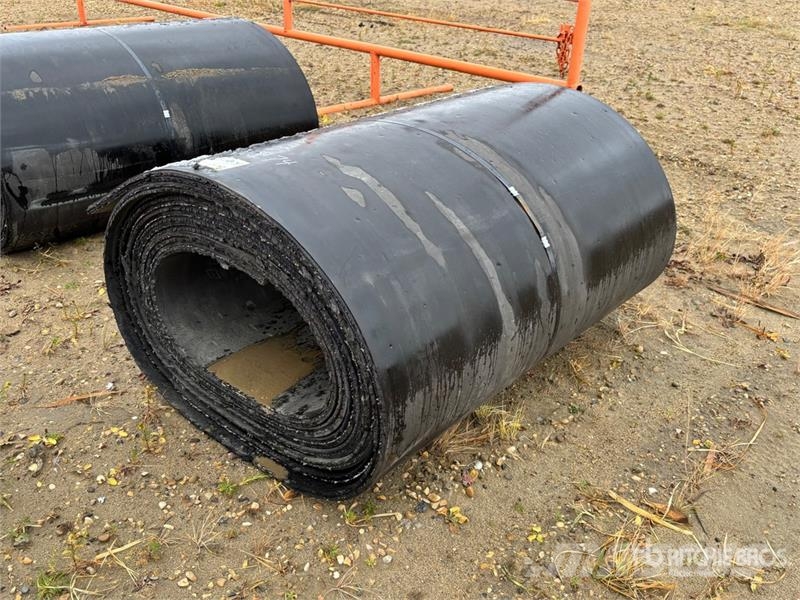 50 ft of 52 in x 1 in Rubber Matting (Unused) Bouw - Overige