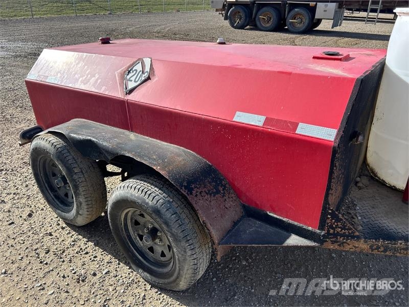 500 gal Trailer Mounted Steel Fuel Wagon Tank Kraftstoff- und Zusatzstoffbehälter