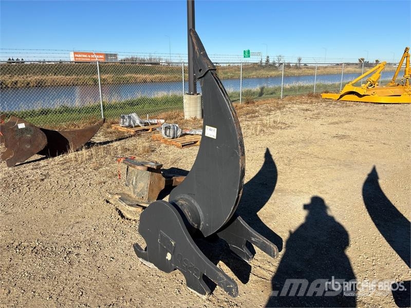 51 in Q/C Excavator Ripper Skarifikatori
