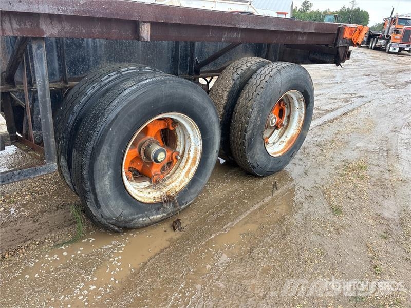 52 ft T/A bare frame Flatbed Trailer (Inoperable) Pritschenanhänger