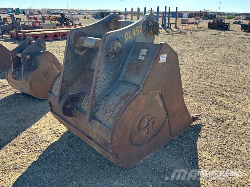  52 in Digging Pin On Excavator Bucket - Fits John  Žlice