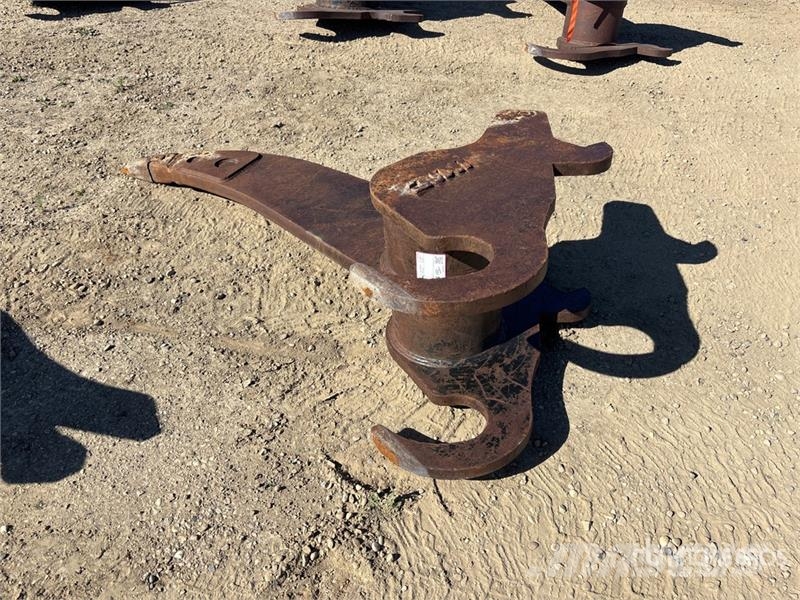 52 in Q/C Excavator Ripper - Fits 210 Escarificadores