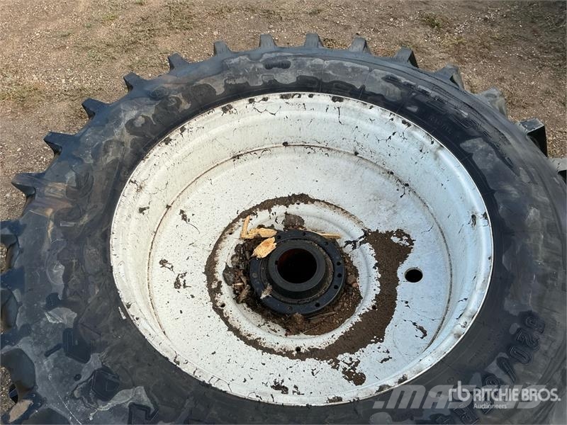 520/85R46 Tires Opony, koła i felgi