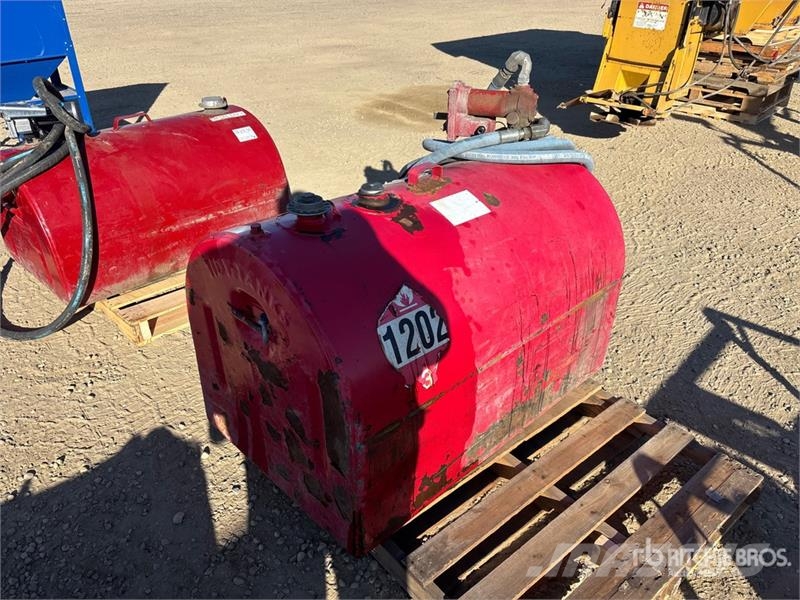520 L Portable Steel Fuel Tank Degvielas un piedevu tvertnes