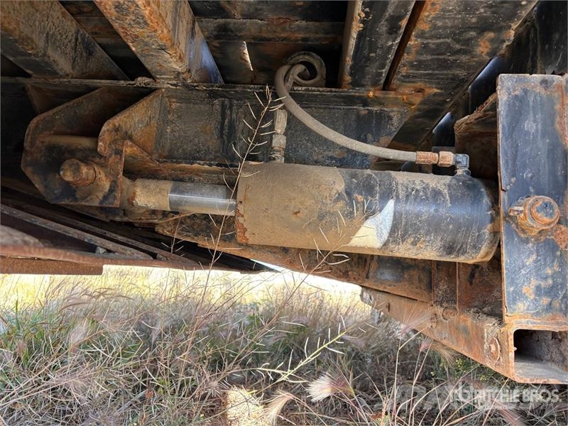 53 ft Tri/A Hydraulic Tail Trailer Низкорамные прицепы
