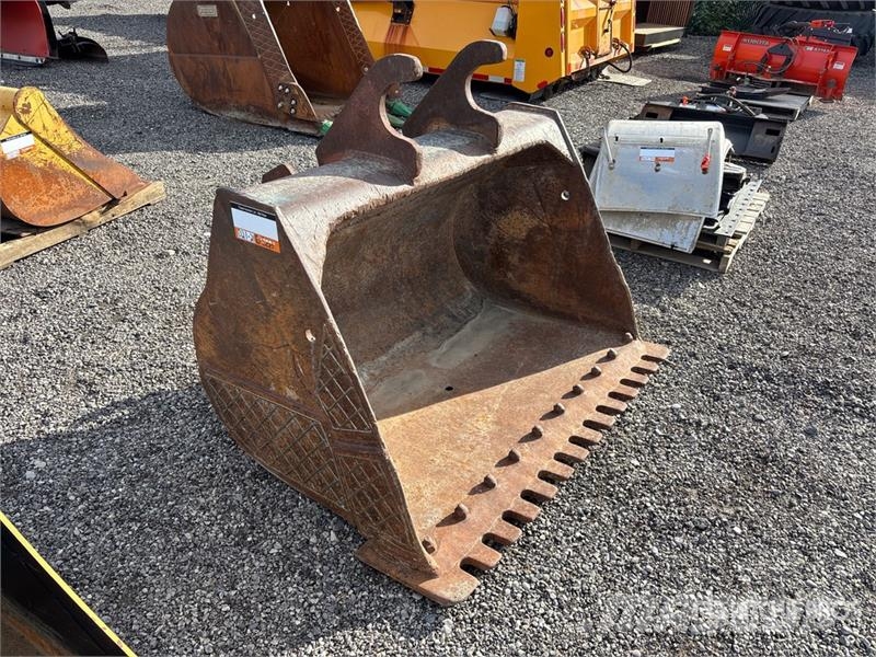  57 in Cleanup Excavator Bucket - Fits 150 Series Kanalak