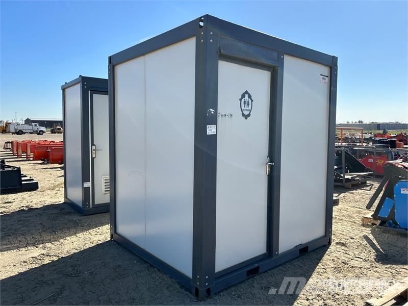 6 ft 3 in x 7 ft 1 in Portable Washroom Shower 其他拖車