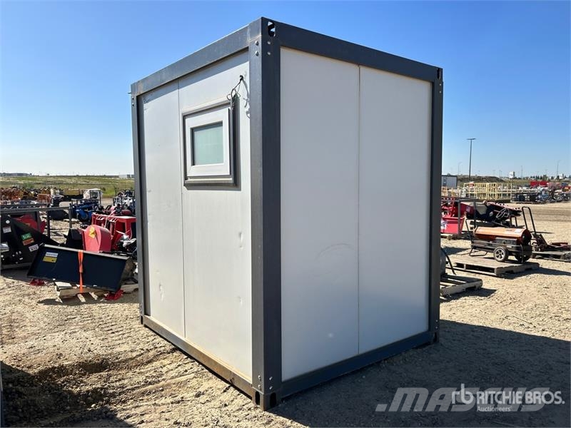 6 ft 3 in x 7 ft 1 in Portable Washroom Shower 其他拖車