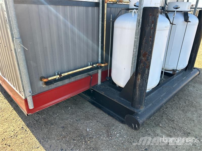 60 ft x 14 ft Skid-Mounted Mobile Camp Celtniecības moduļi