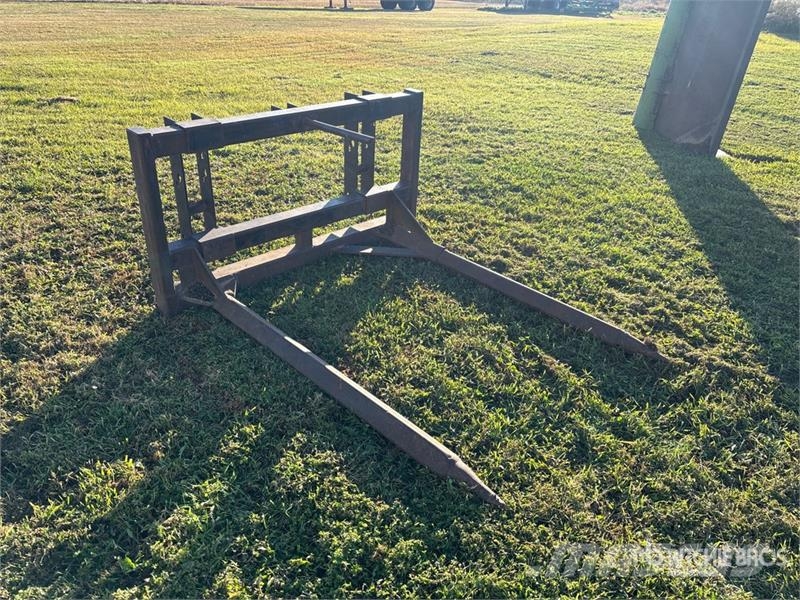  60 in Bale Forks ملحقات أخرى للجرارات