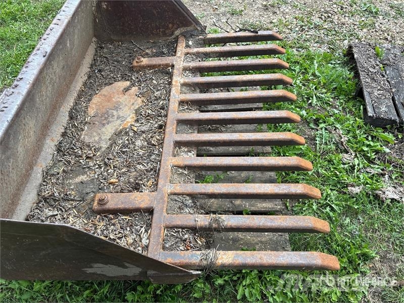 60 in Bucket - Fits Bobcat 722 Skidsteer Drugi deli